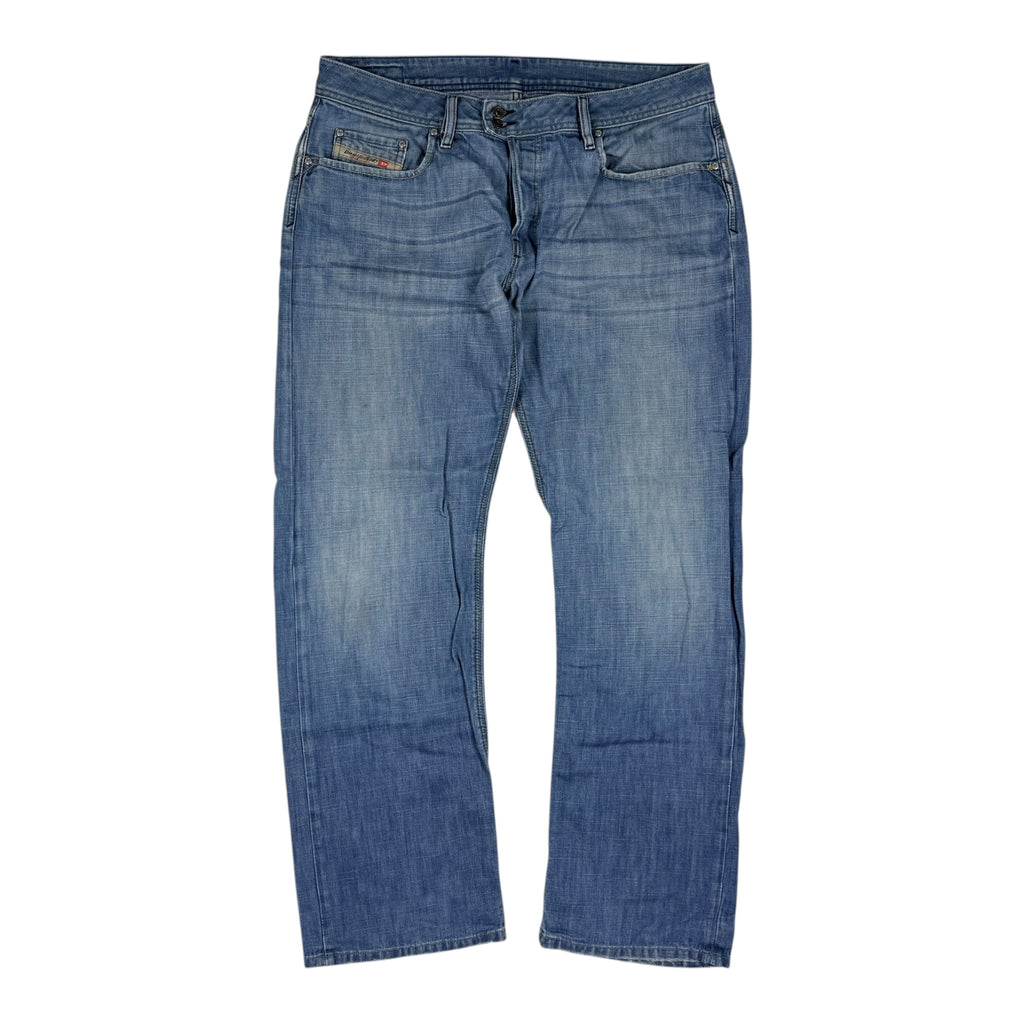 Straight Jeans