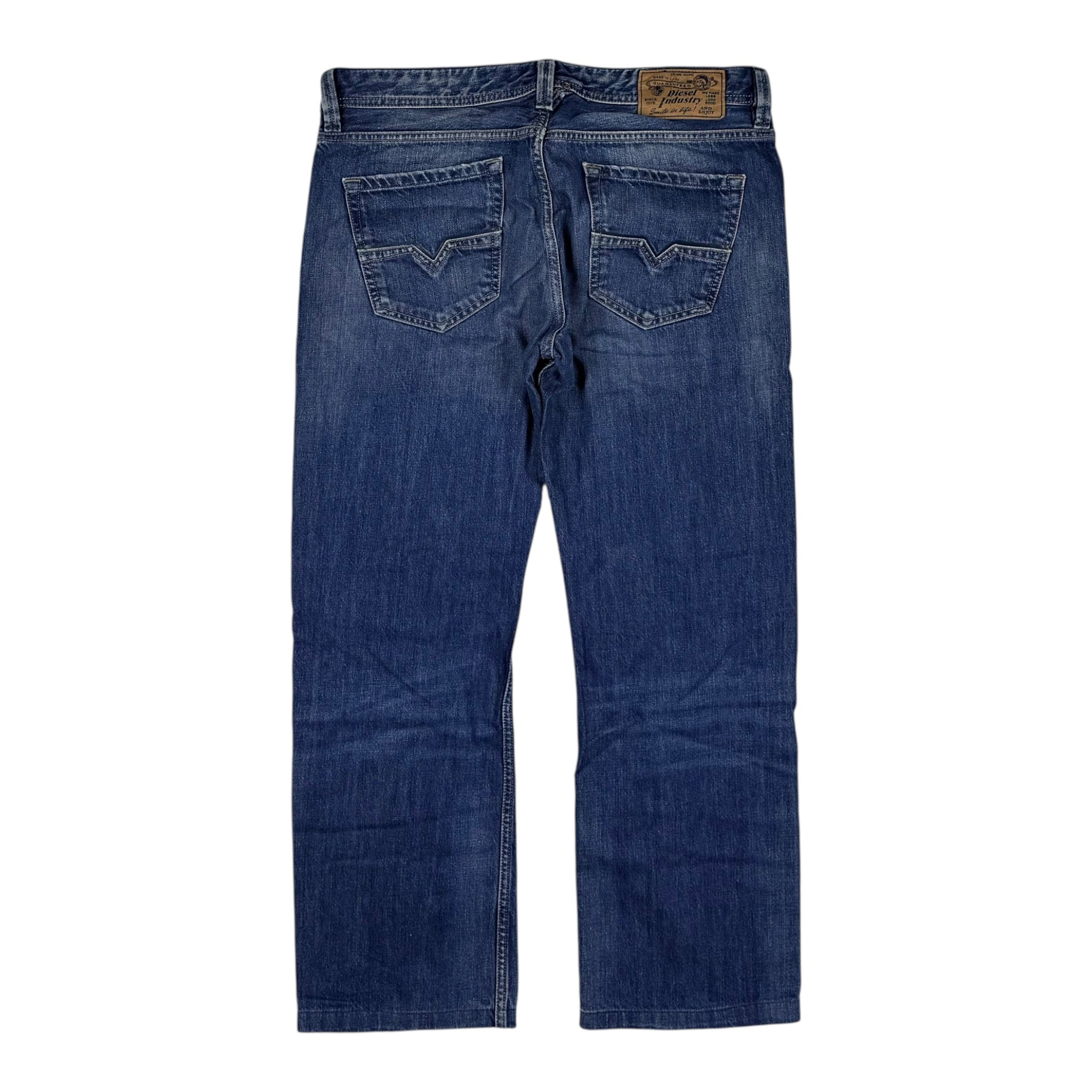 Straight Jeans