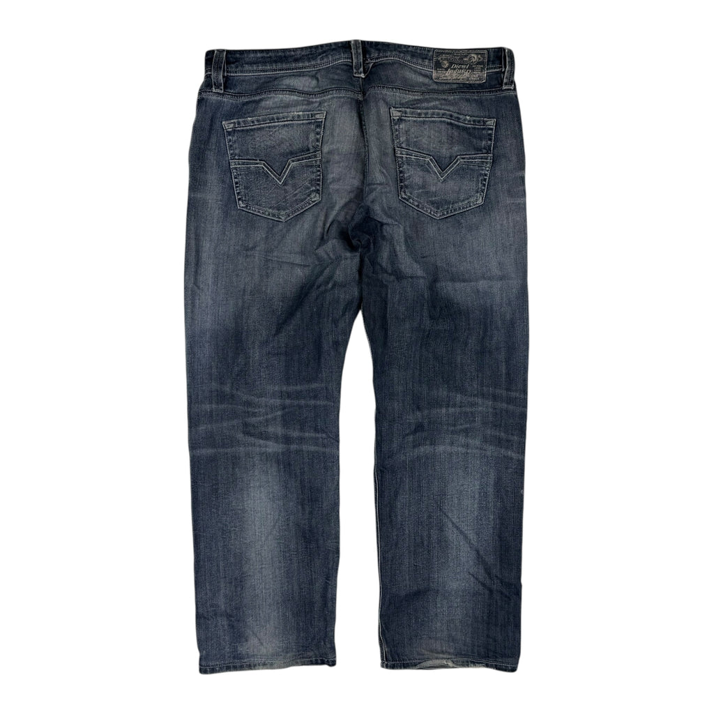 Straight Jeans