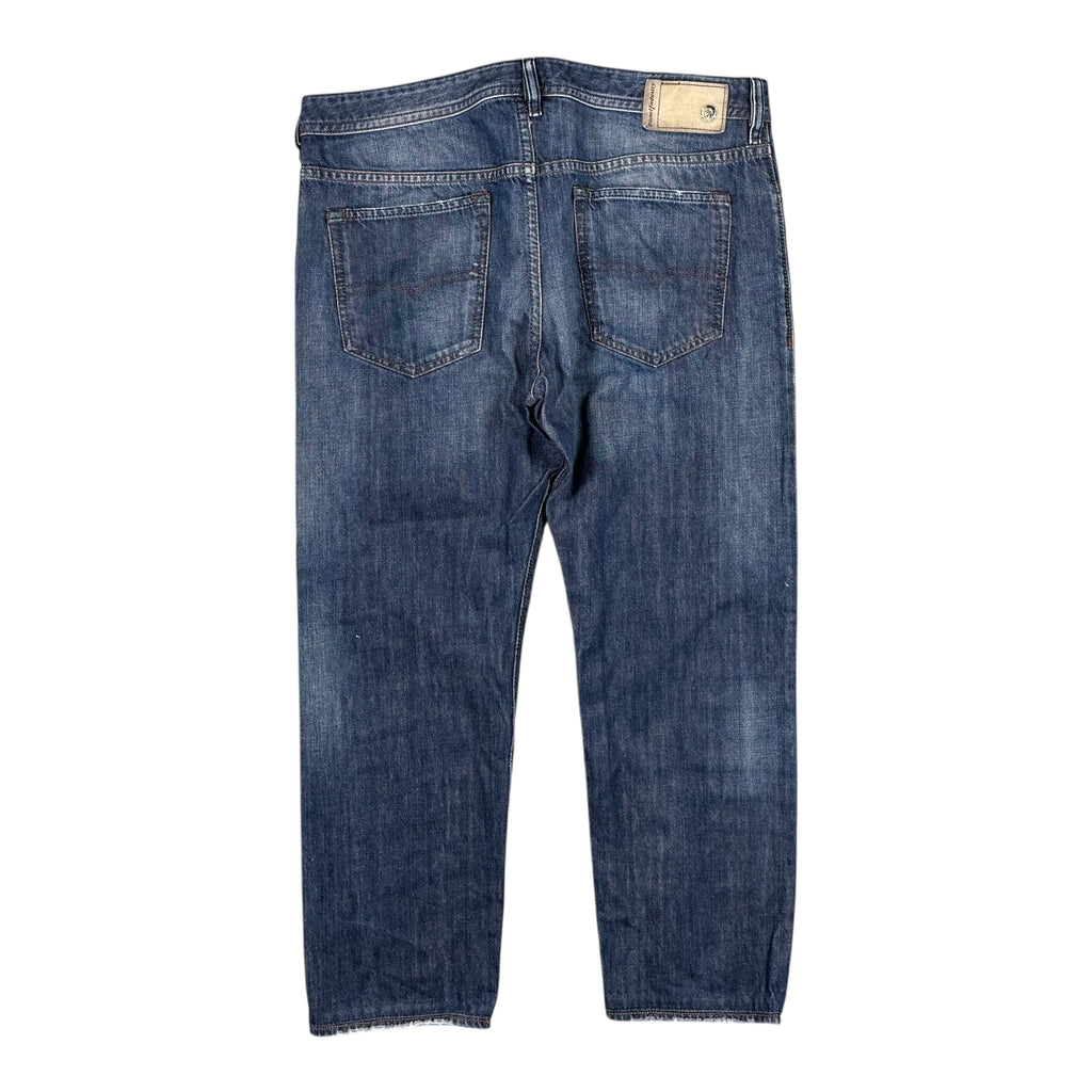 Straight Jeans