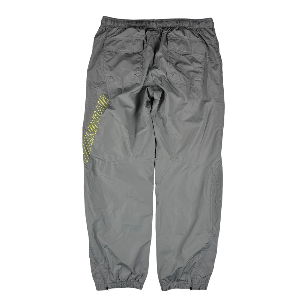 Trackpants