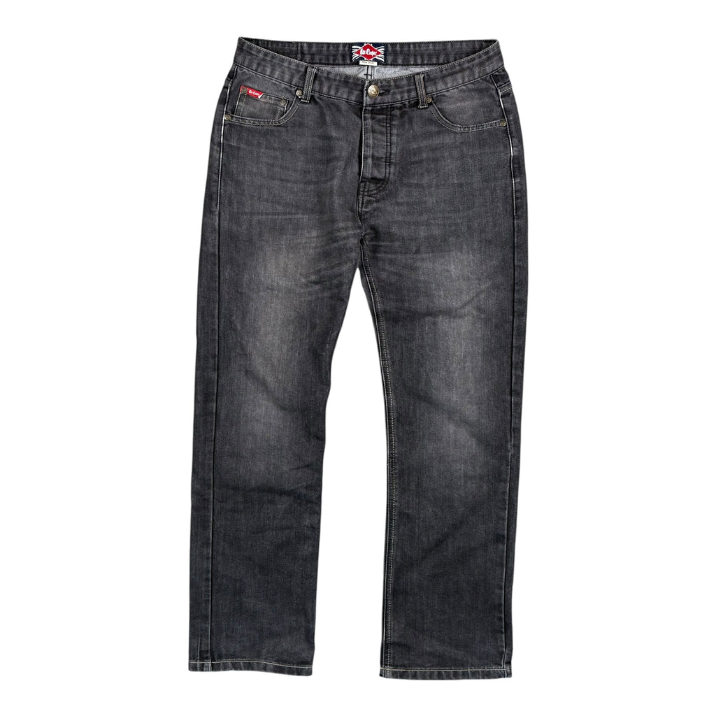 Straight Jeans