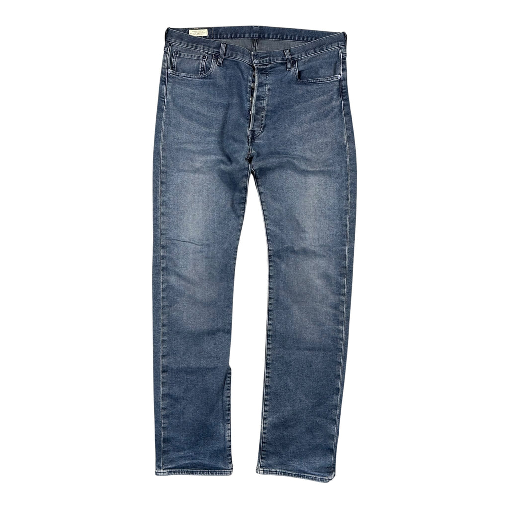 Straight Jeans