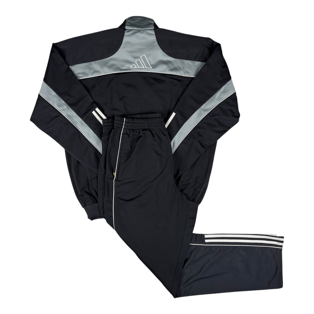 tracksuit