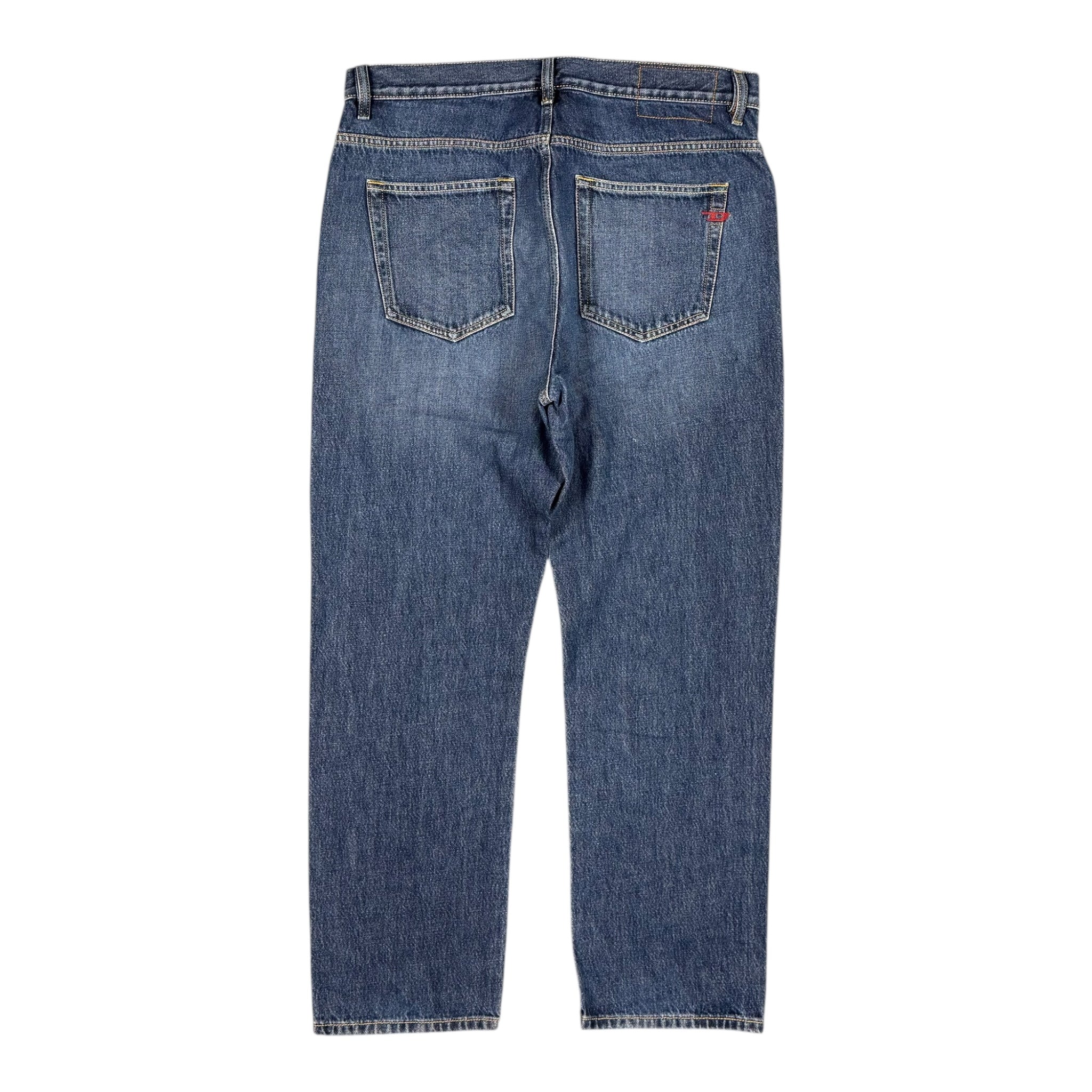 Straight Jeans