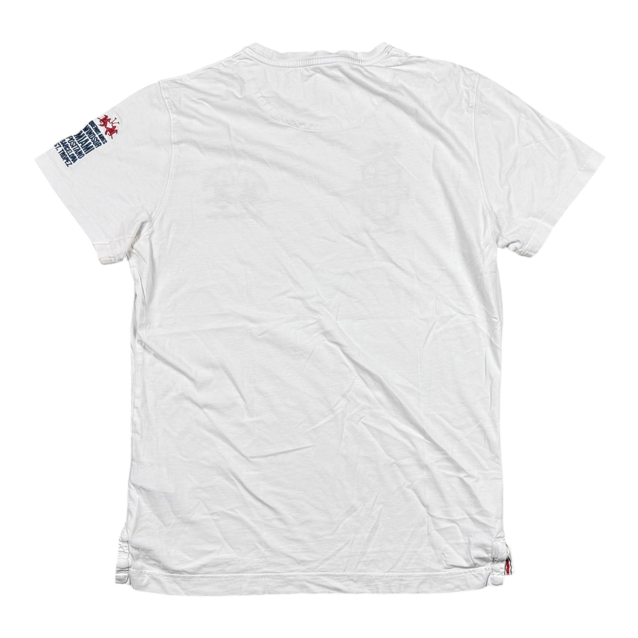 Tee