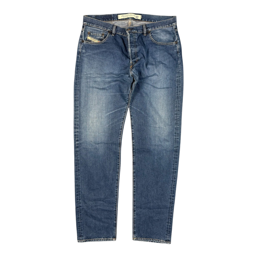 Straight Jeans