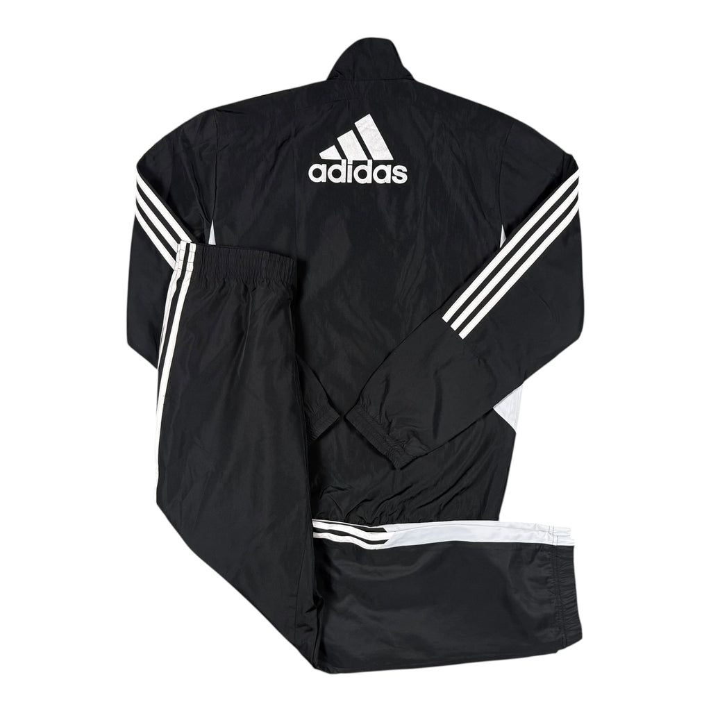 Trainingsanzug