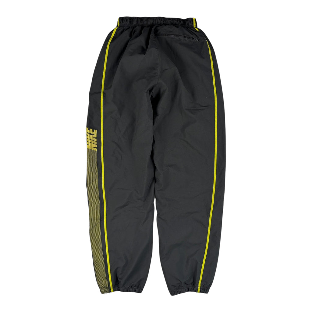 Trackpants