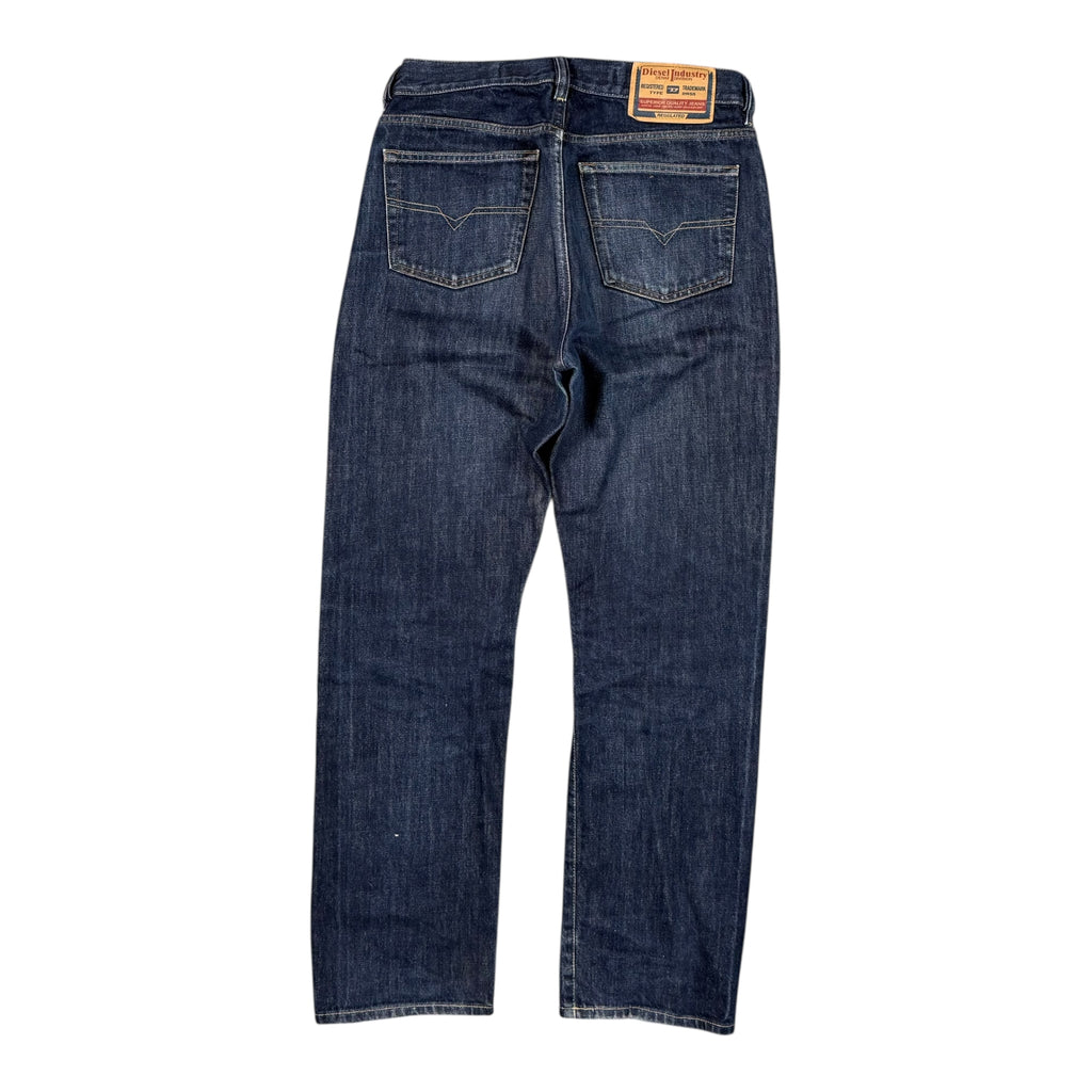 Straight Jeans
