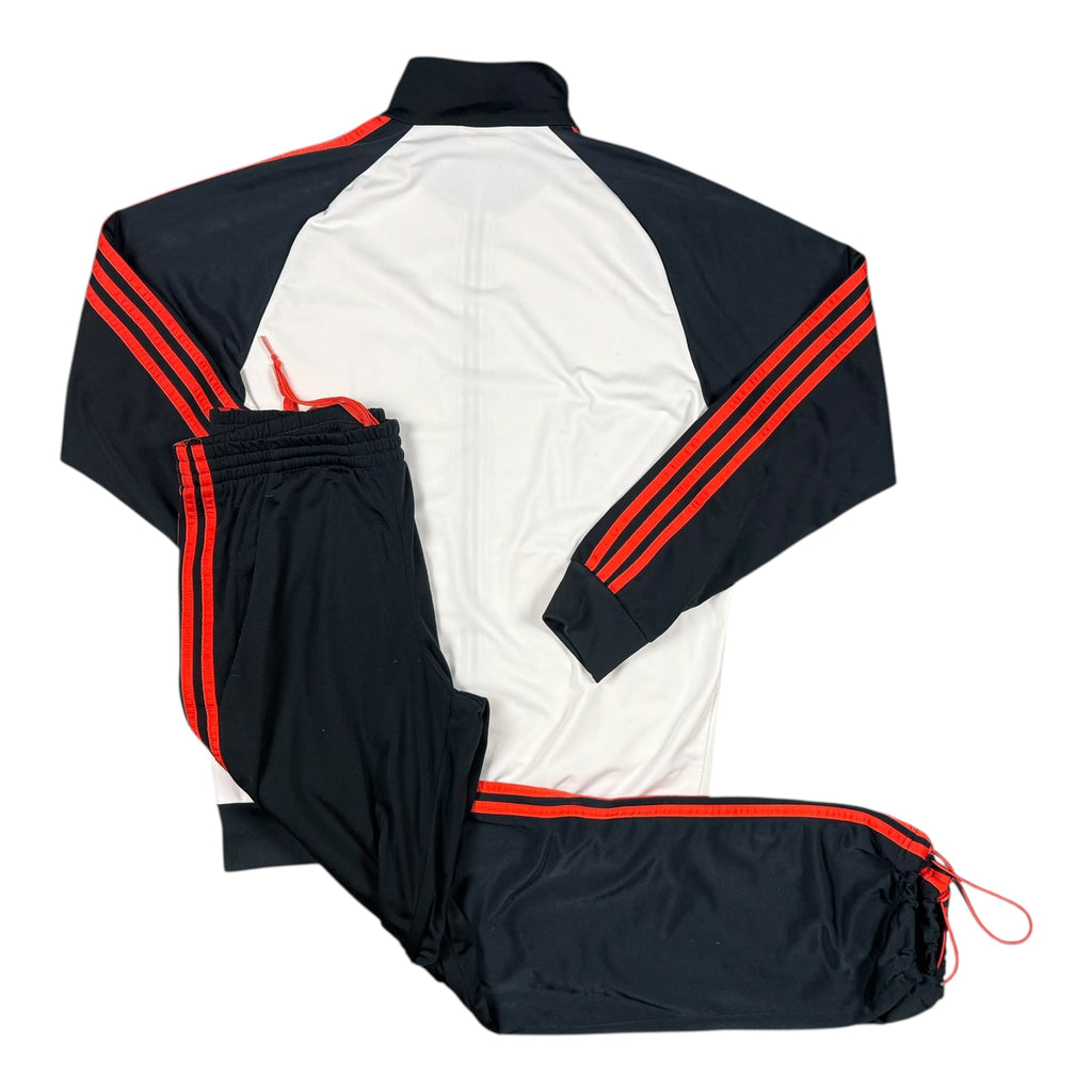 Trainingsanzug