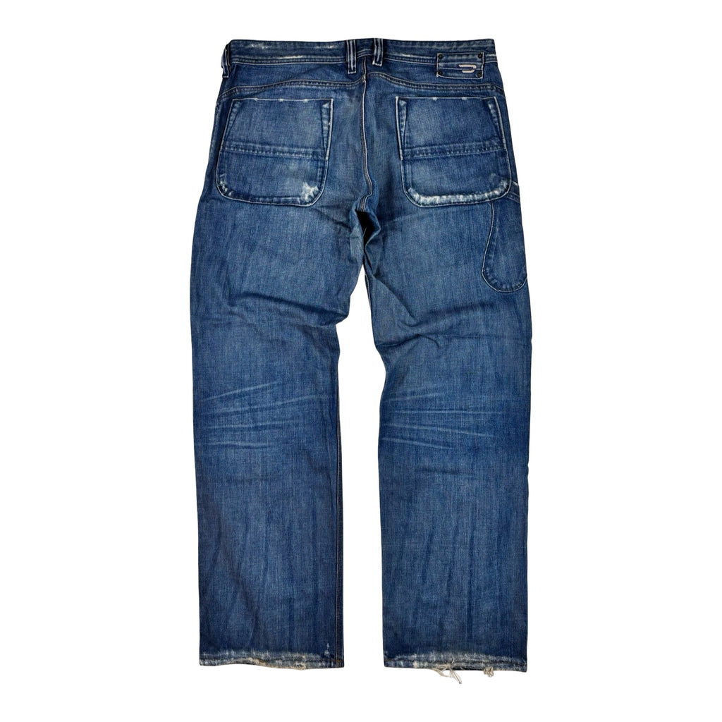 Straight Jeans