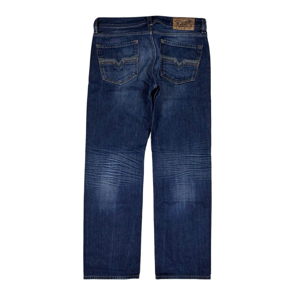 Straight Jeans