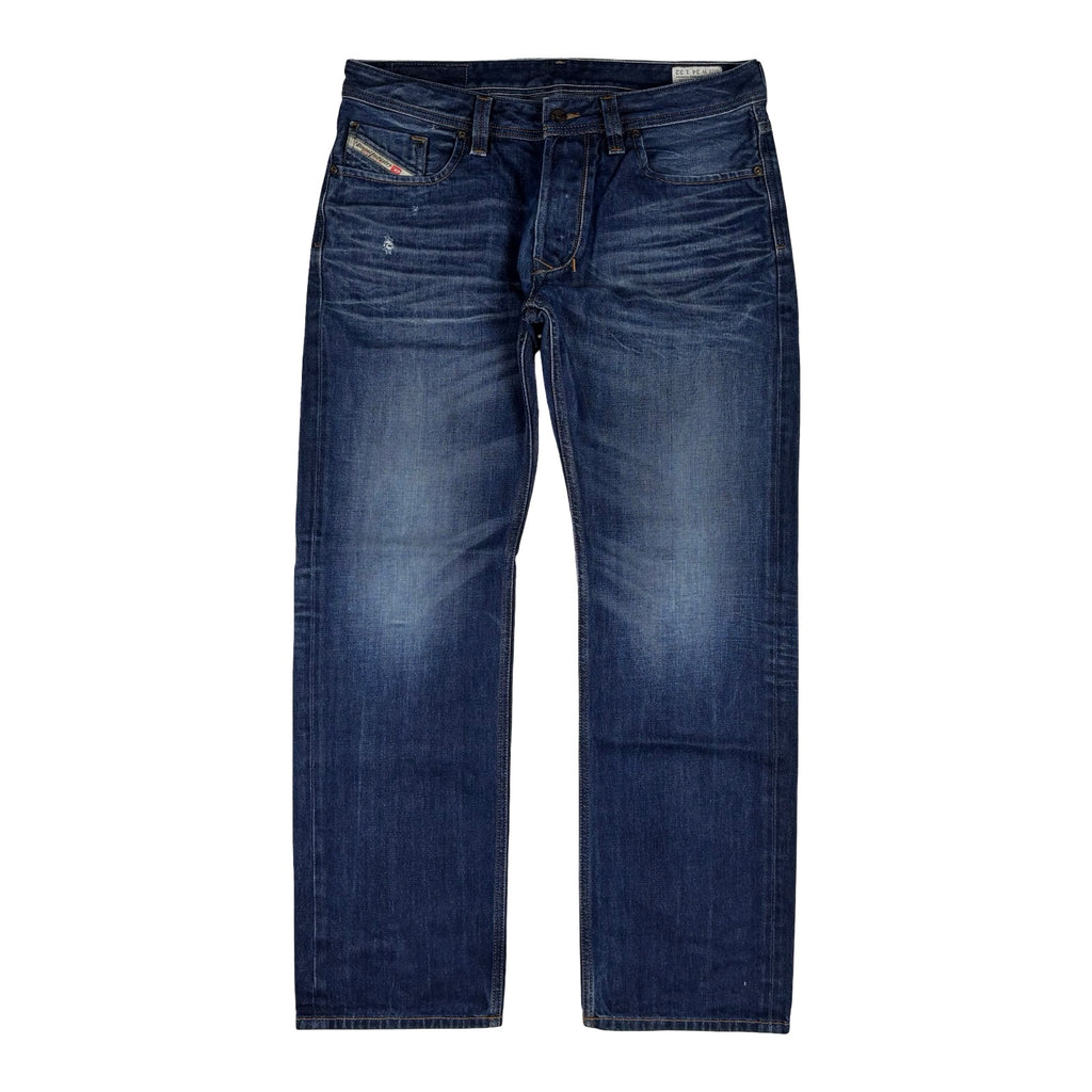 Straight Jeans