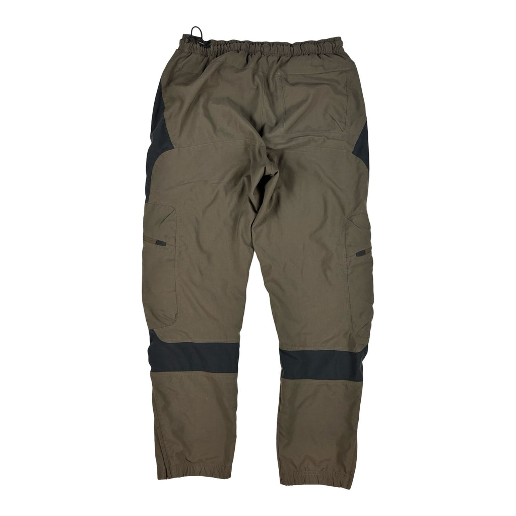 Trackpants
