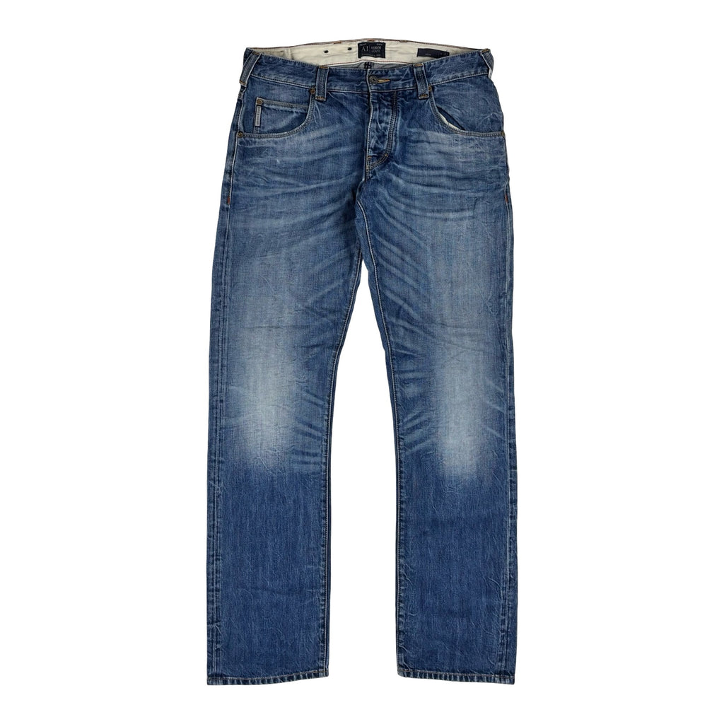Straight Jeans