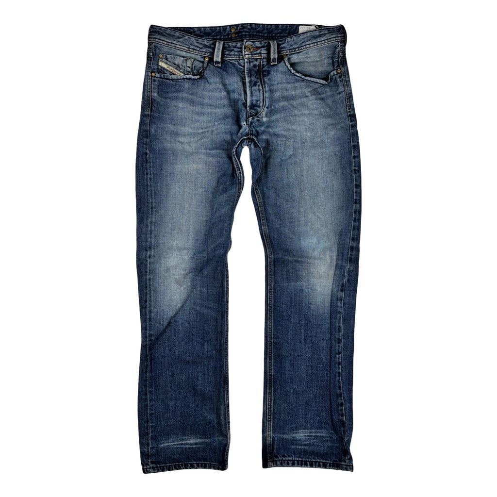 Straight Jeans
