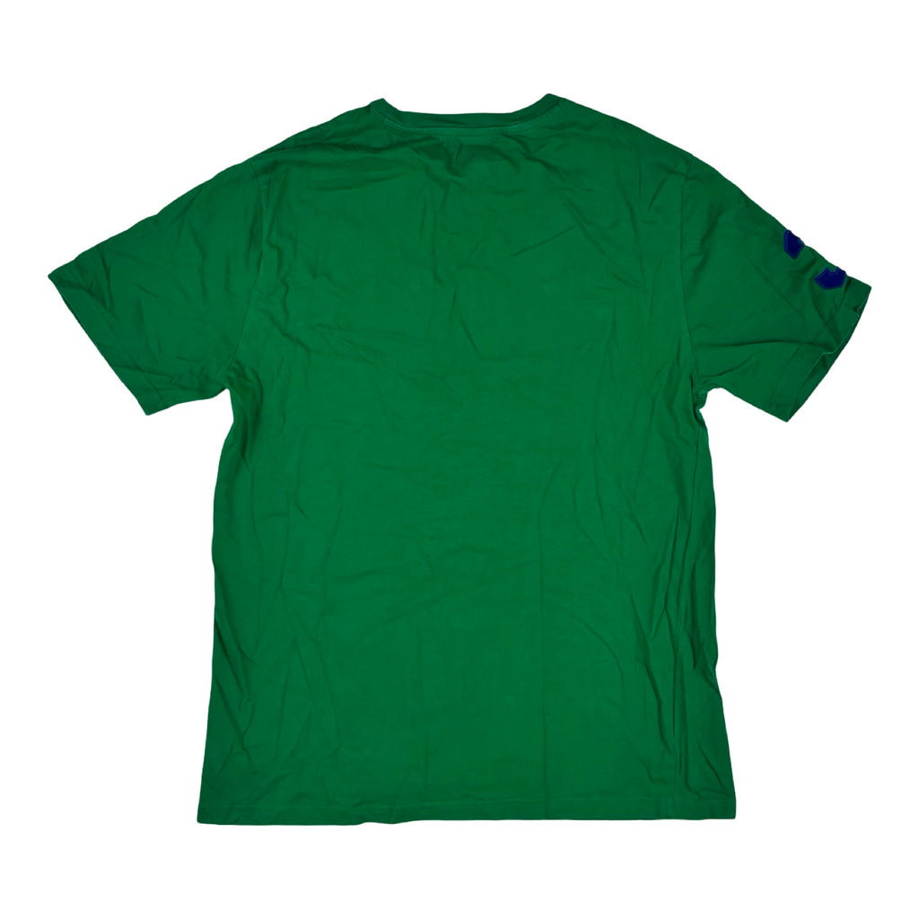 Tee